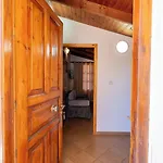 Alex Hotel Himare
