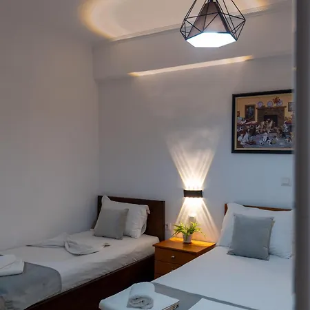 Alex Hotel