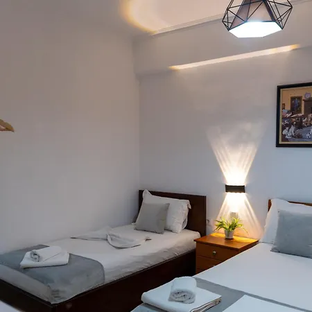 Alex Hotel Himarë