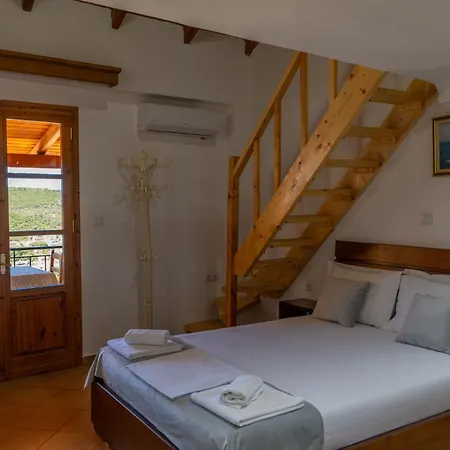 Alex Hotel Himarë
