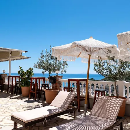 Alex Hotel Himare